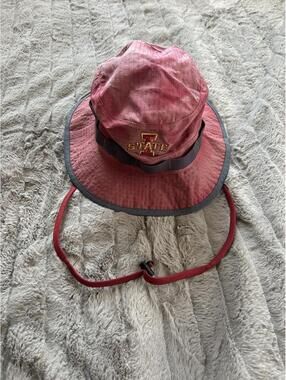 Nike Women's Red Hat